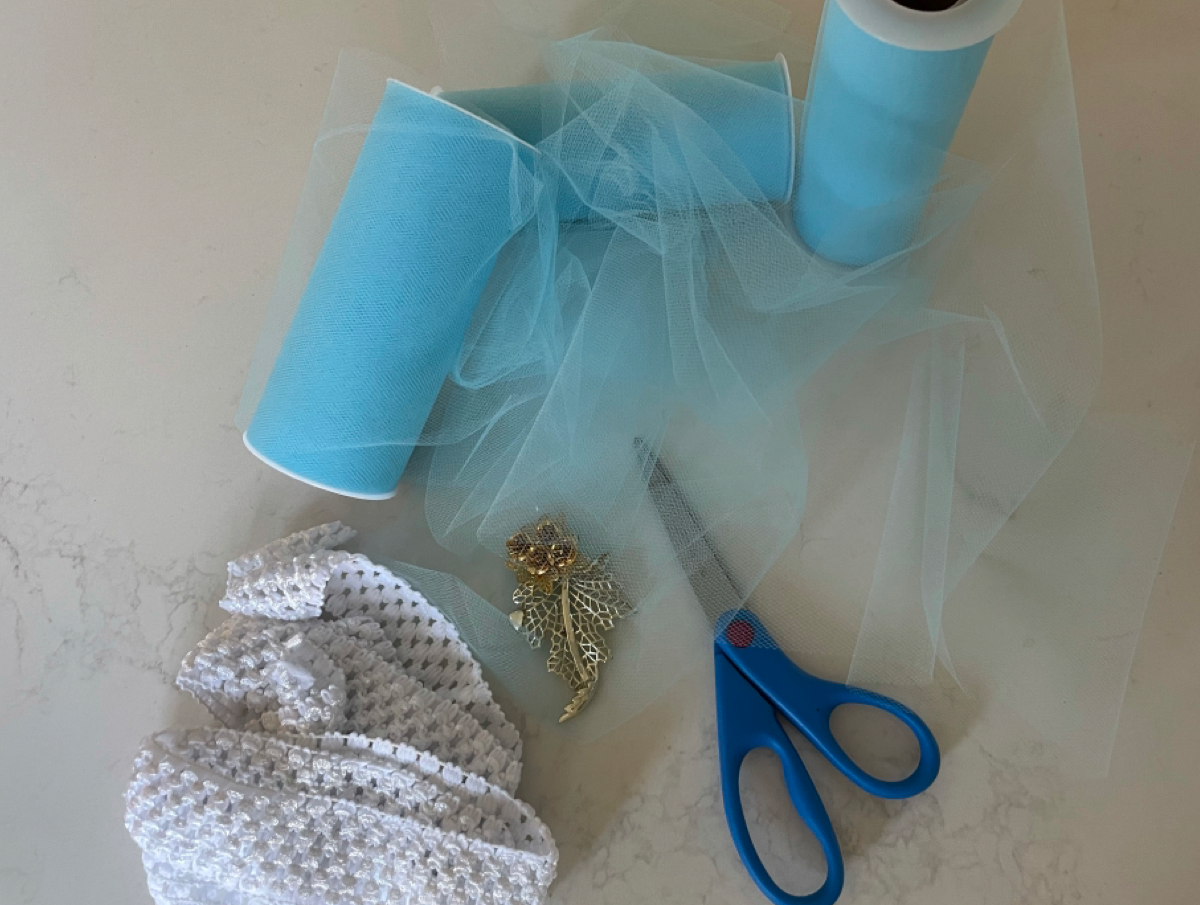 How to DIY a trendy no-sew tulle skirt