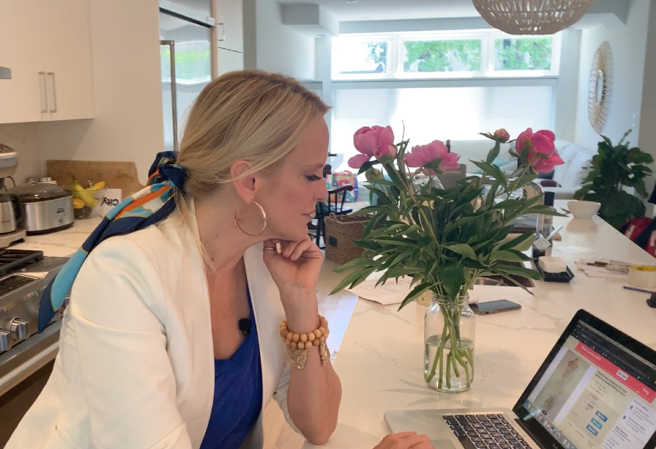 6 Expert Tips To Score The Best Online Vintage Finds