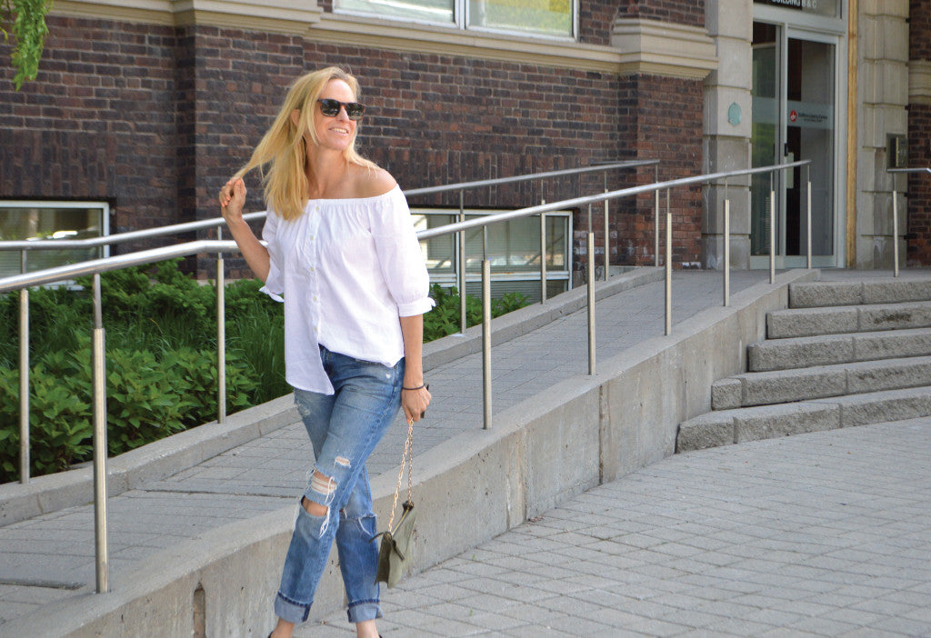 Trendsetting Off-Shoulder Top