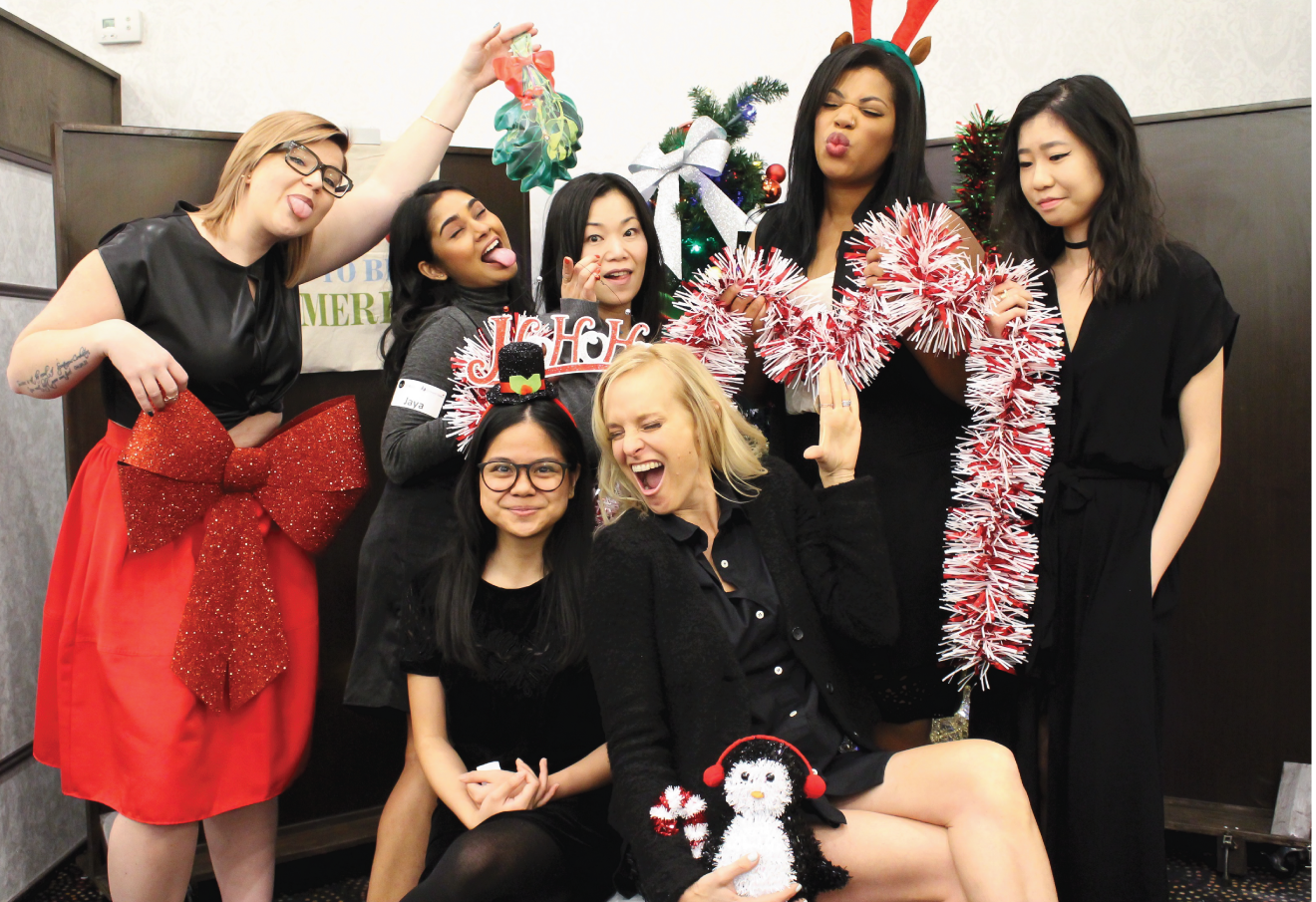 Happy Holidays from the Team Preloved !