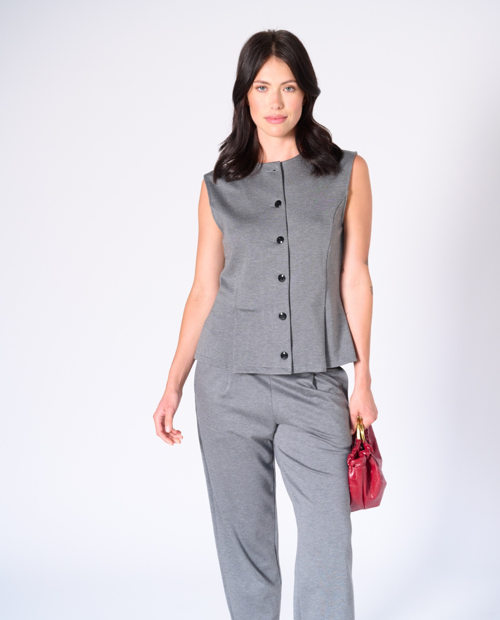 Tara Vest