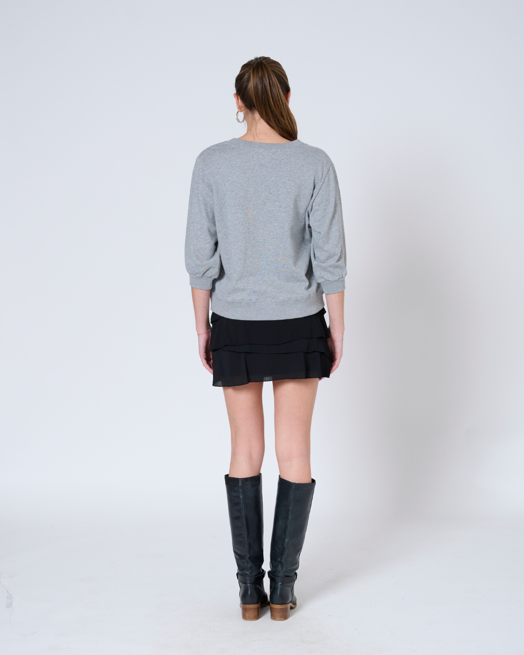 Anja V-neck sweatshirt