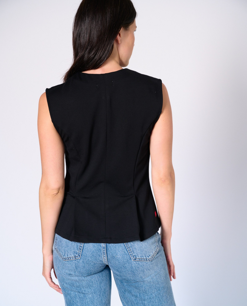 Tara Vest
