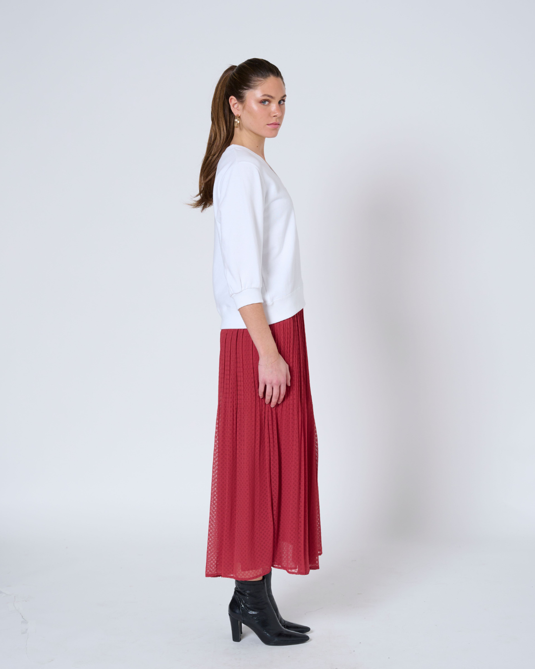 Anja V-neck sweatshirt