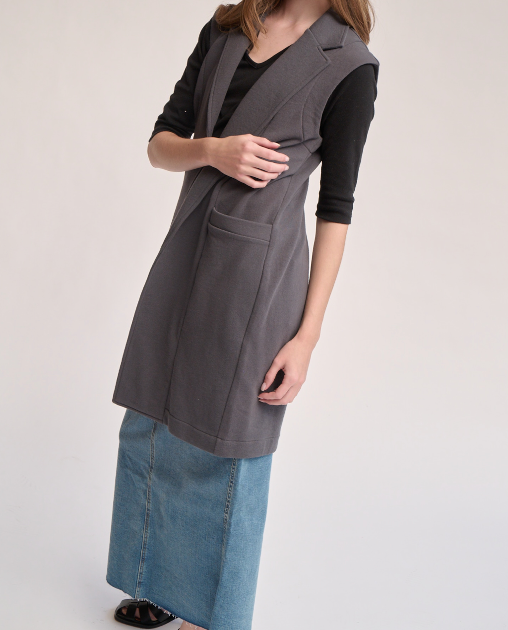 Centie sleeveless blazer