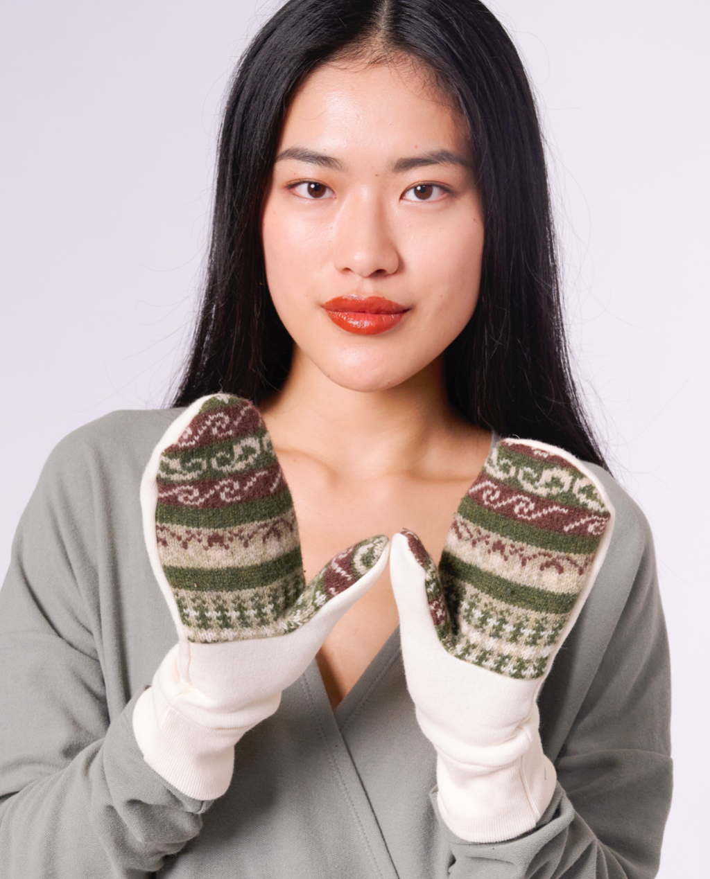Ariel Mitts  with Upcycled Wool