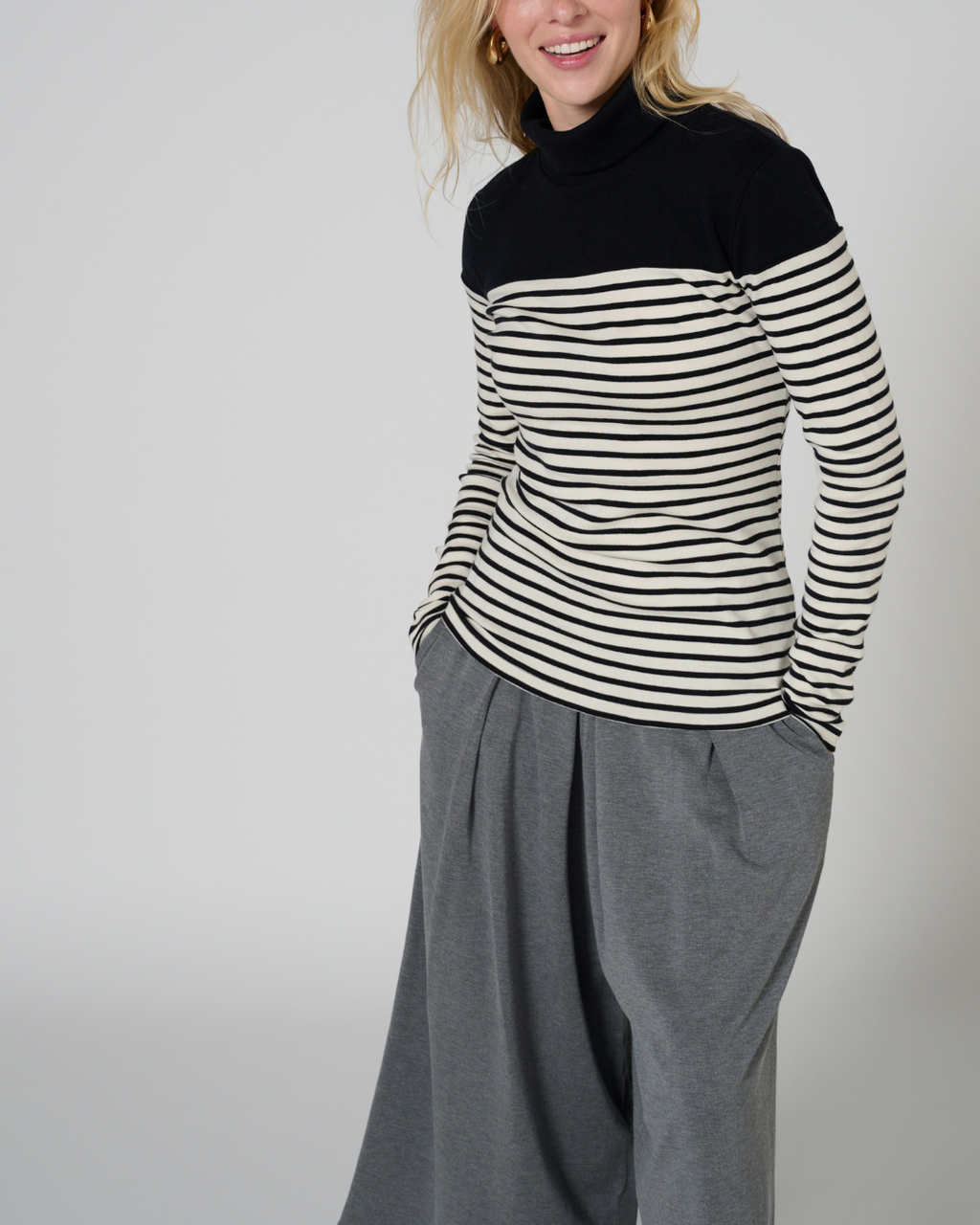 Arlyn Turtleneck stripe Top