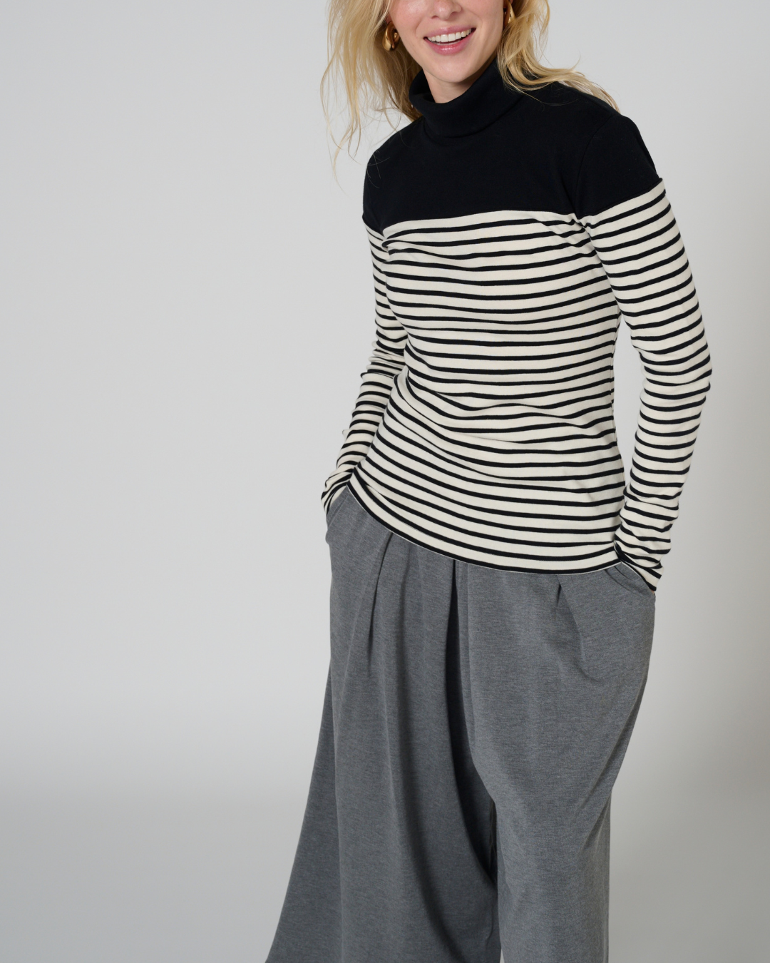 Arlyn Turtleneck stripe Top