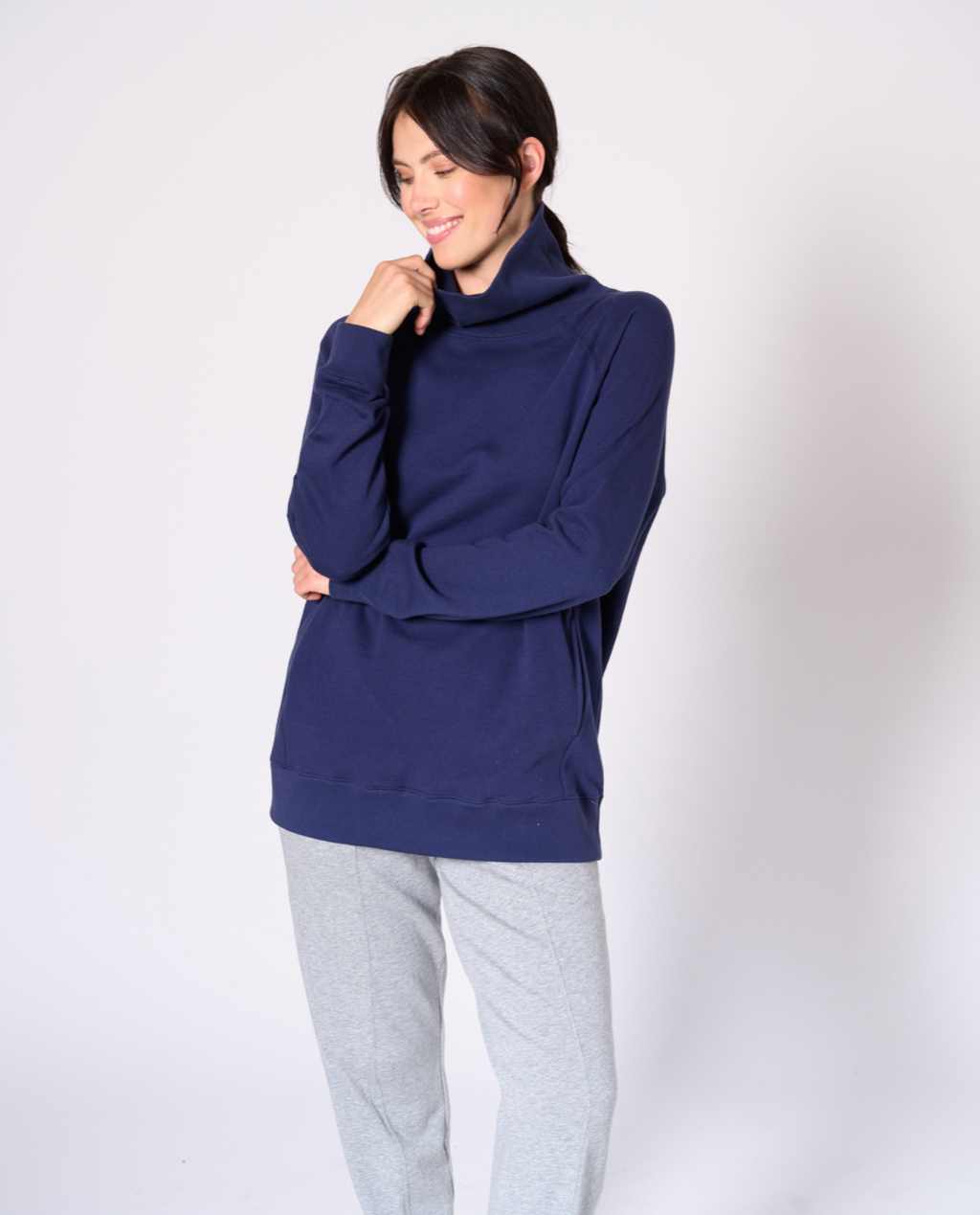 Auriol High-Neck Sweatshirt