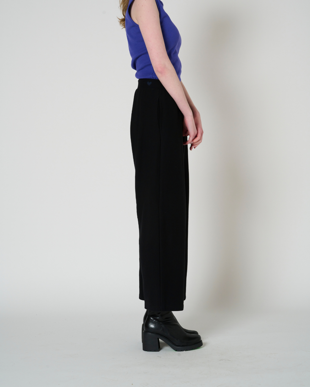 Gvongvi seam pants