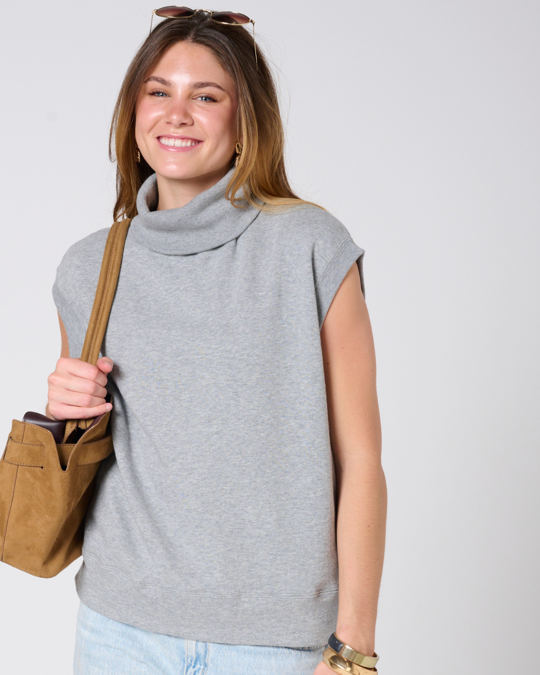 Jill High neck Vest