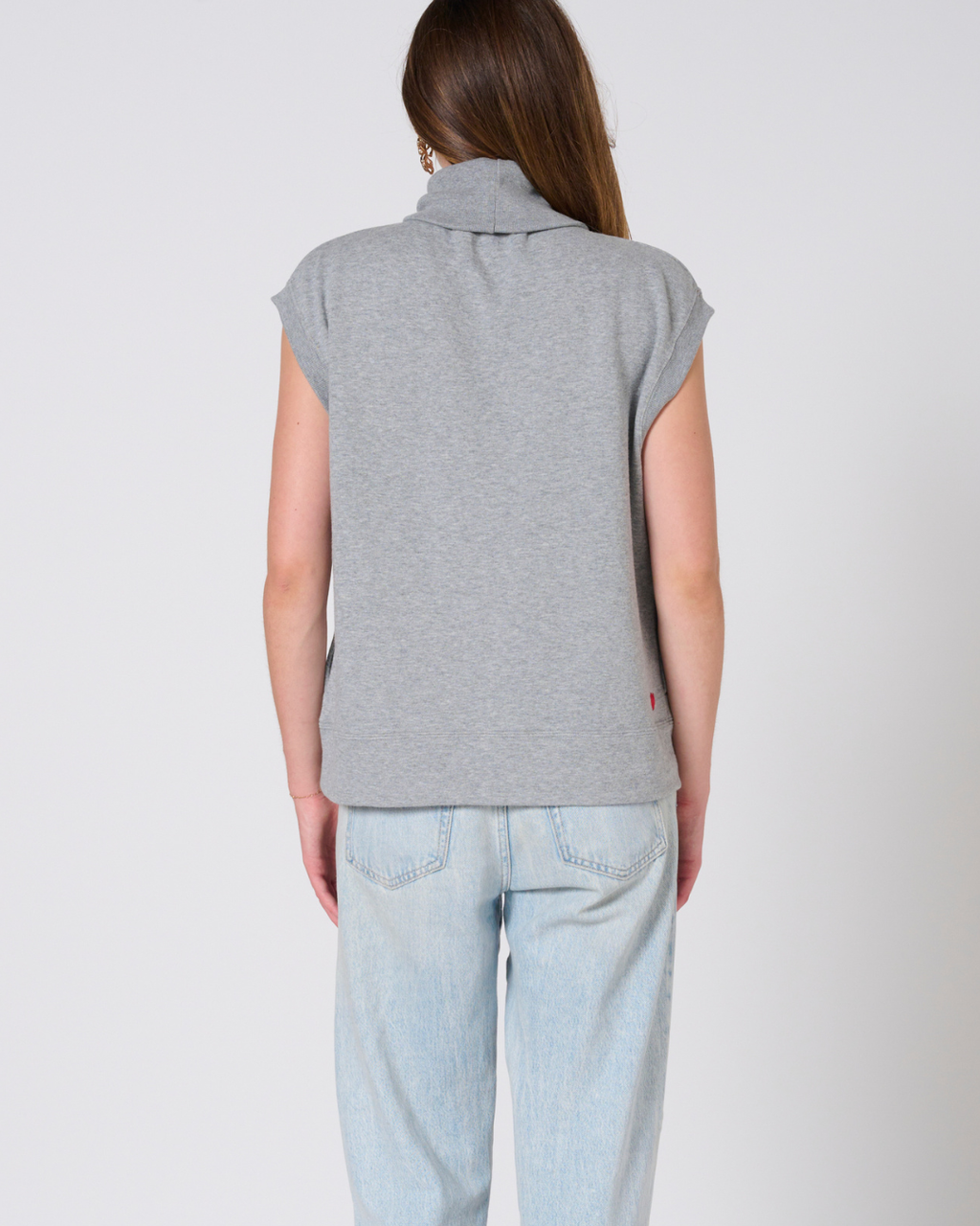 Jill High neck Vest