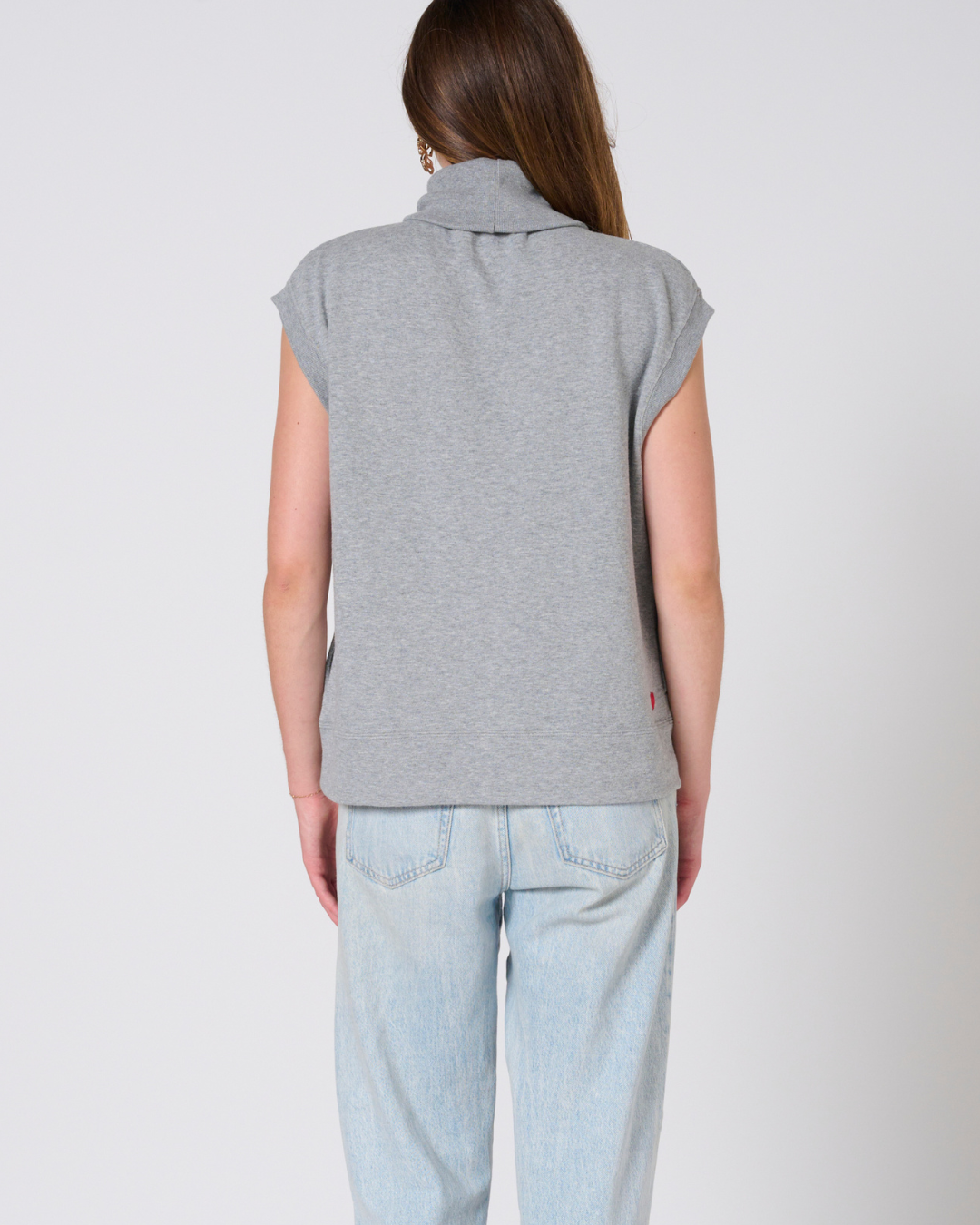 Jill High neck Vest