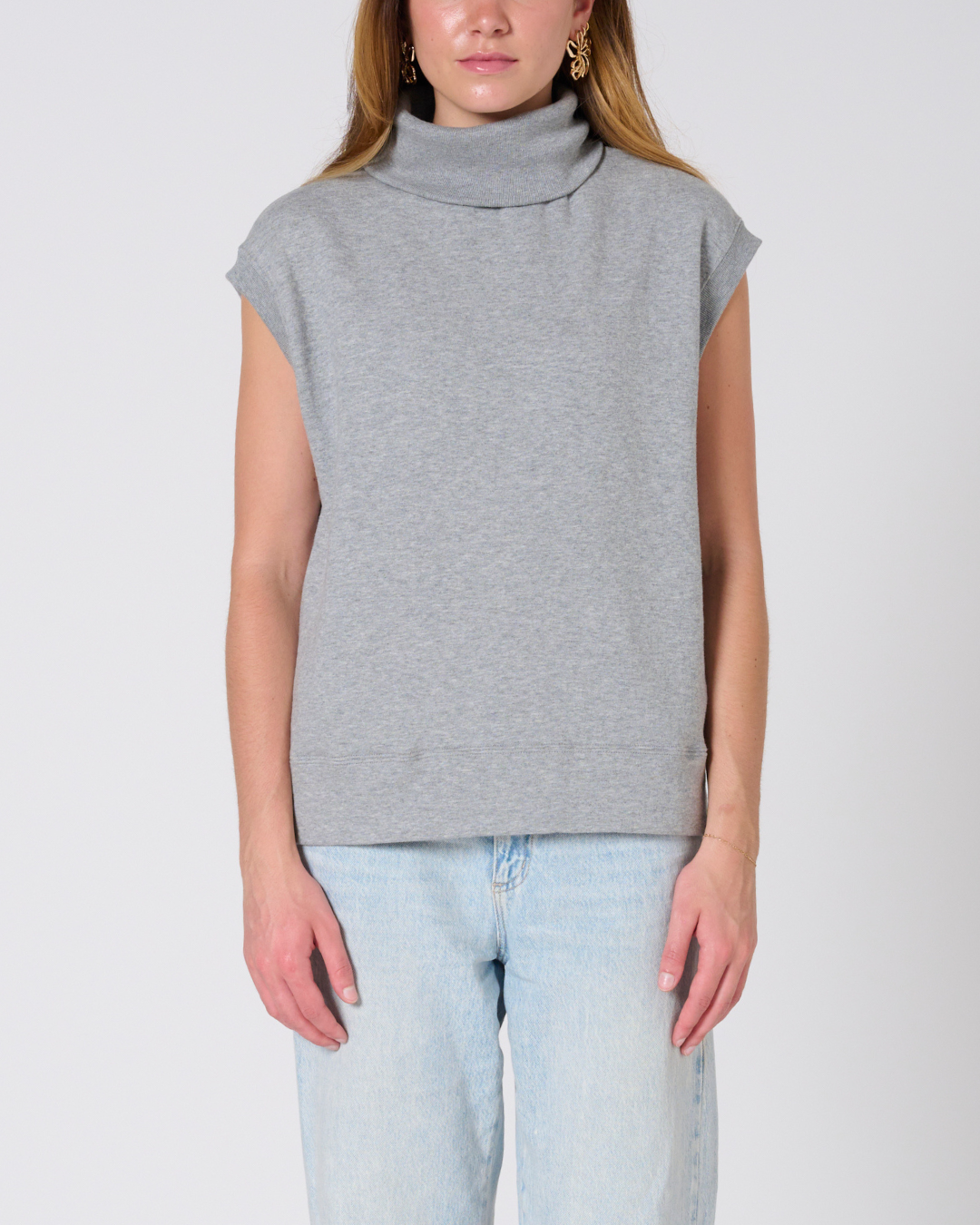 Jill High neck Vest