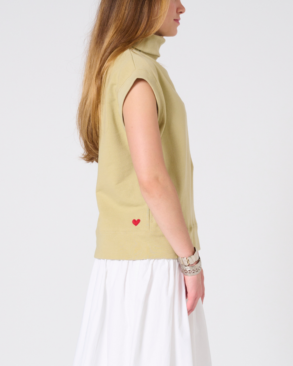Jill High neck Vest