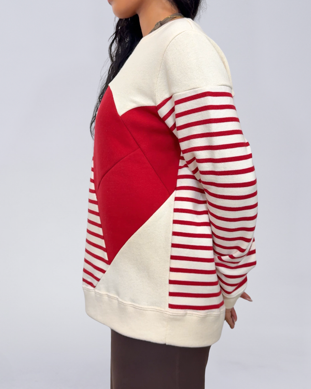 Momiji stripe sweatshirt