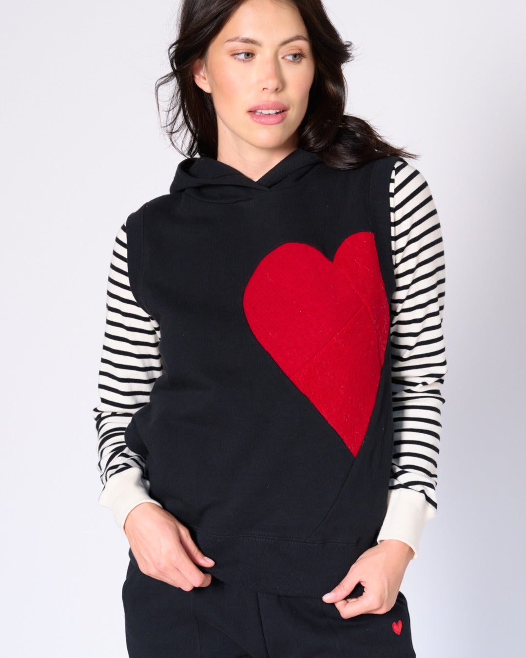 Chery sleeveless hoodie Top