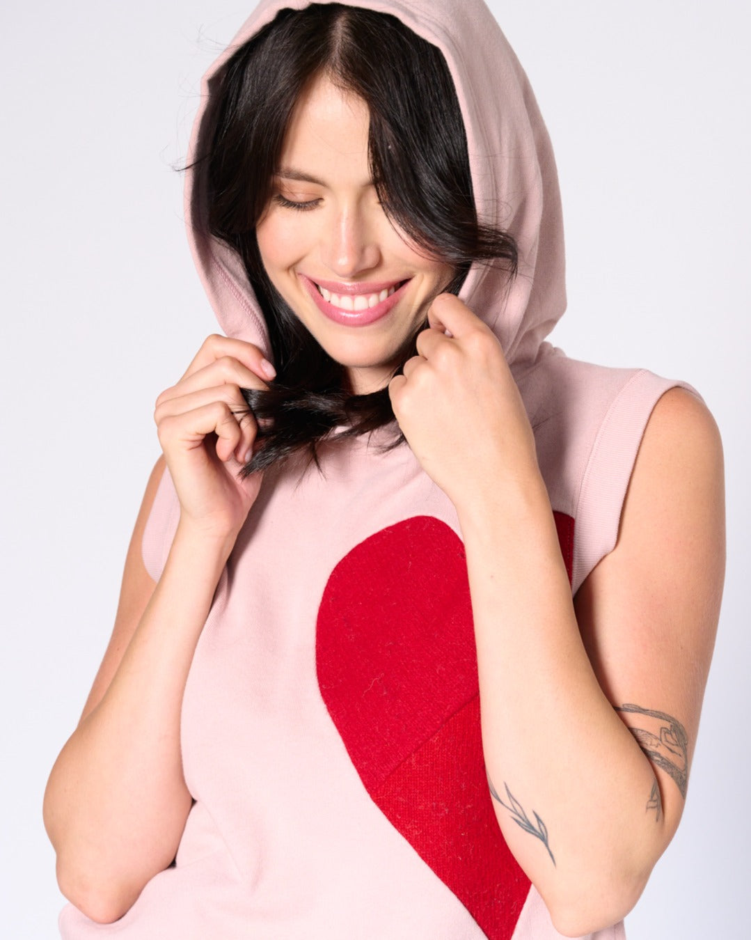 Chery sleeveless hoodie Top