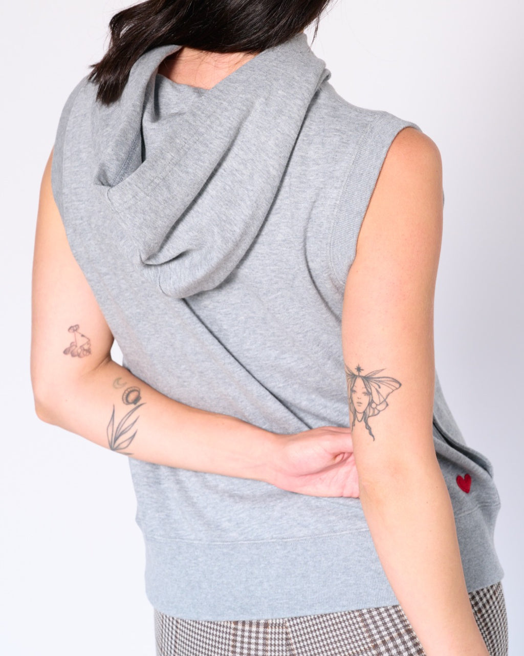 Chery sleeveless hoodie Top