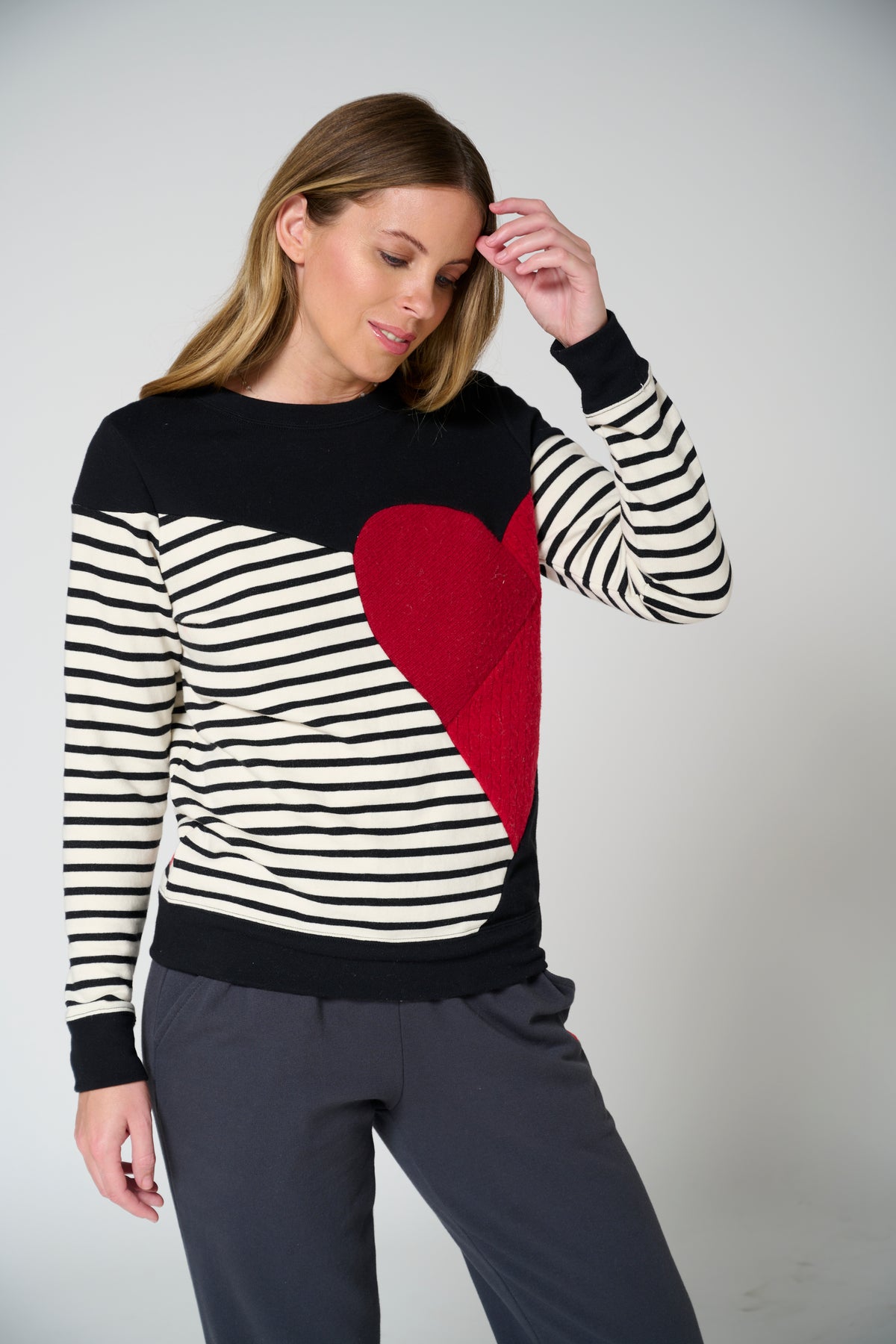 Momiji stripe sweatshirt