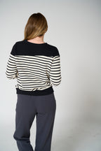 Momiji stripe sweatshirt