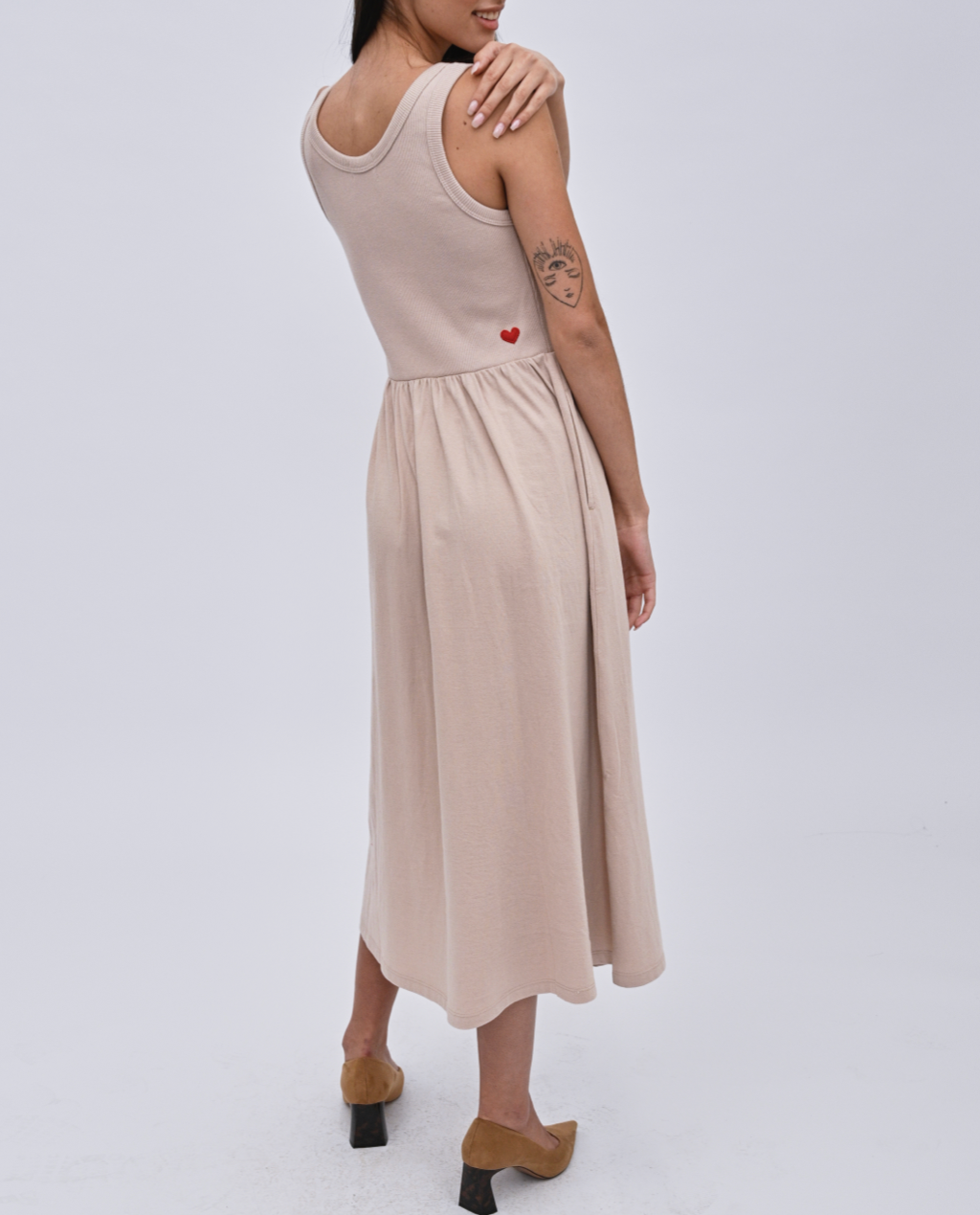 Aashvi midi dress