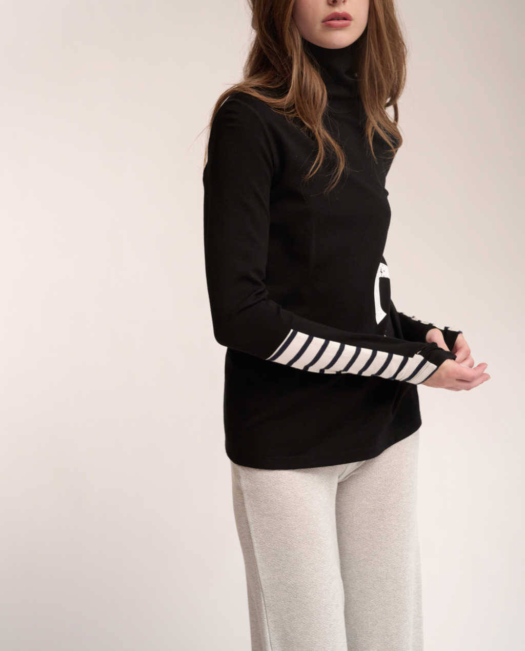 Queen Elizabeth Turtle Neck