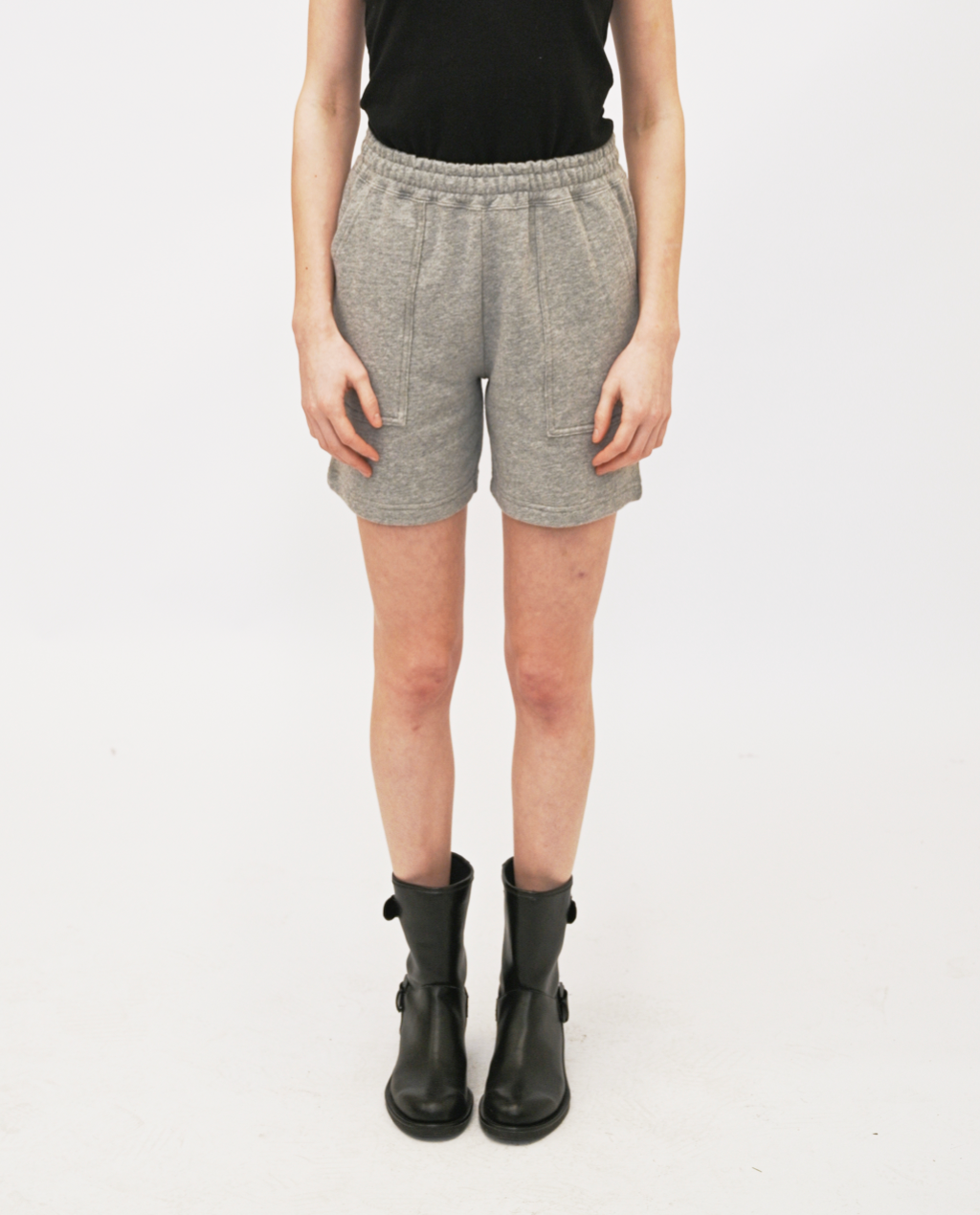 Satya sweatshorts