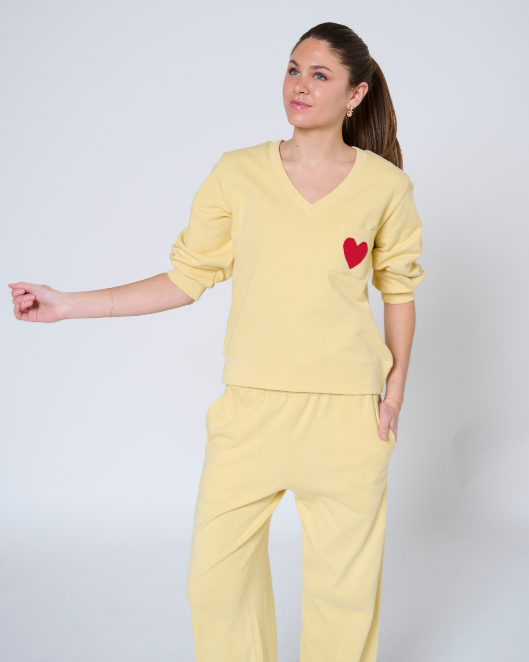 Anja V-neck sweatshirt