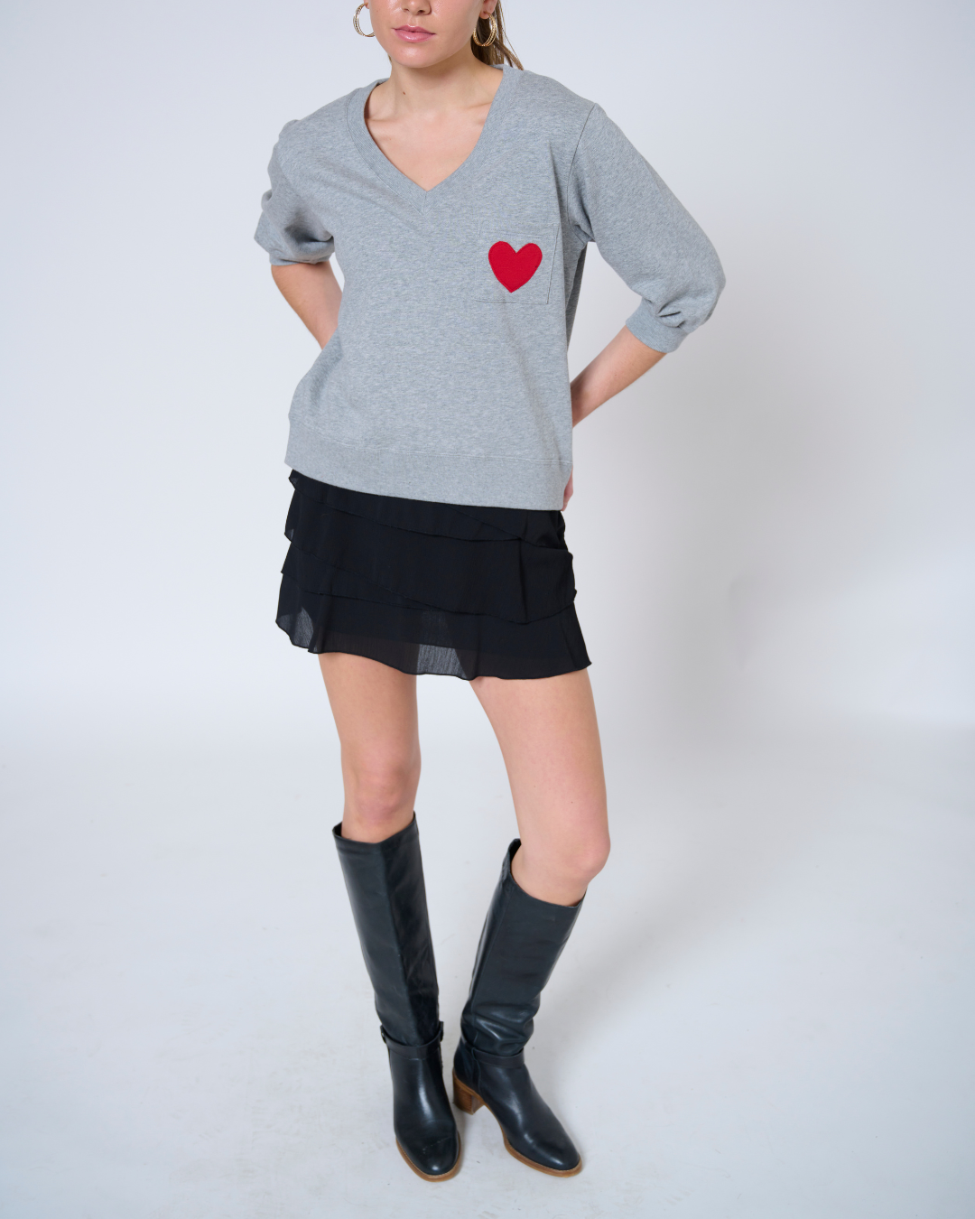 Anja V-neck sweatshirt