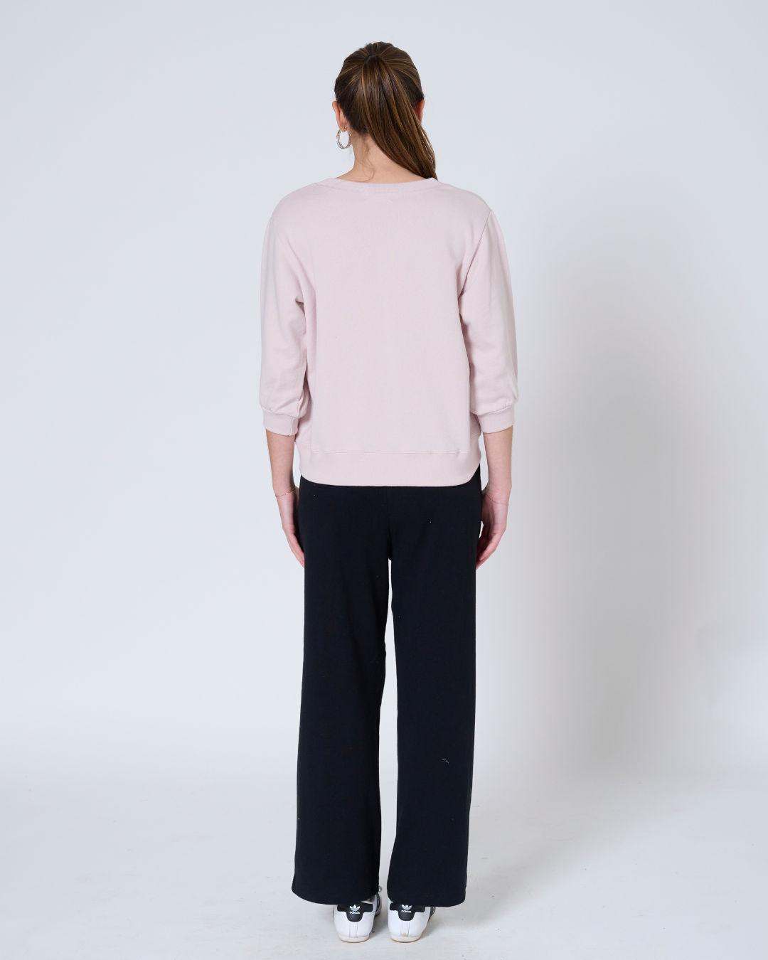 Anja V-neck sweatshirt