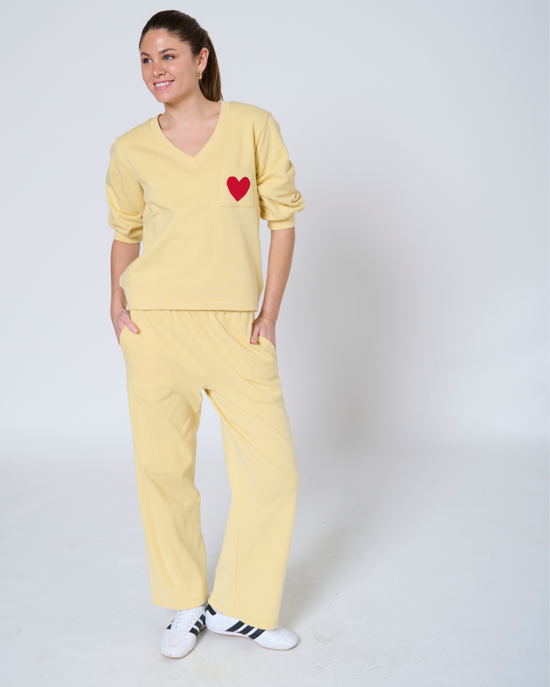 Anja V-neck sweatshirt