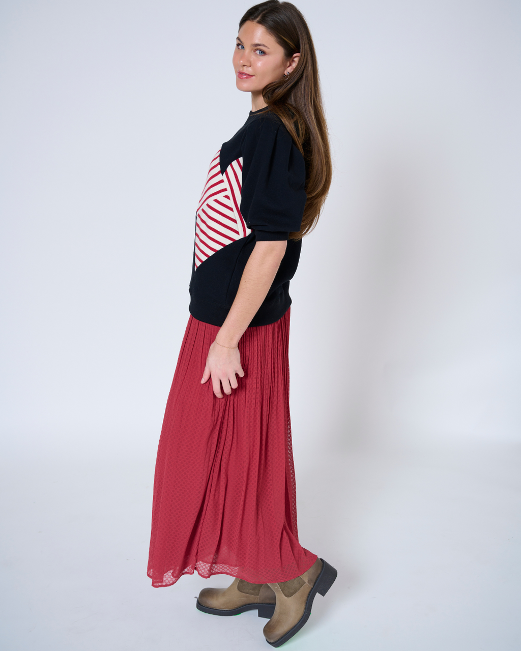 Maitreyi Sweatshirt