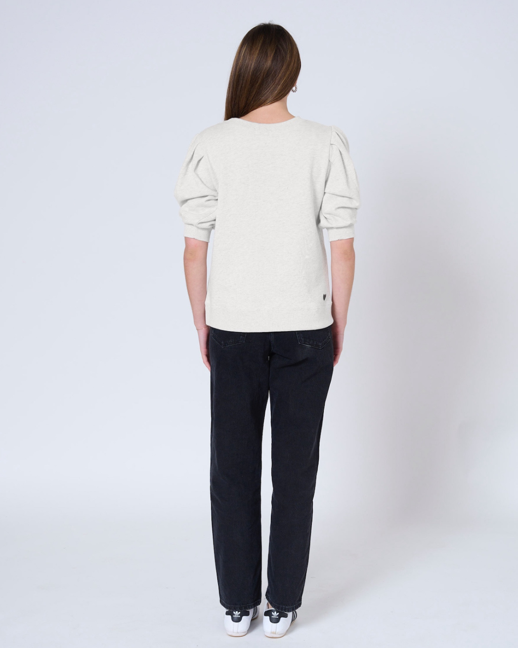 Maitreyi Sweatshirt