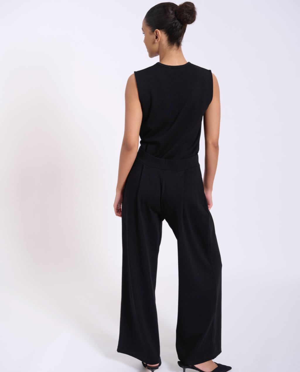 Asia Pleated wide-leg pants