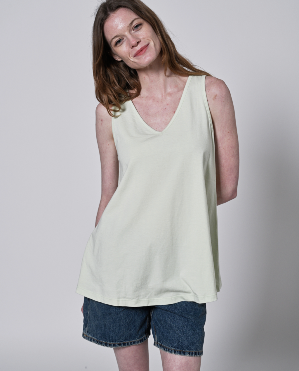 Estelle swing top