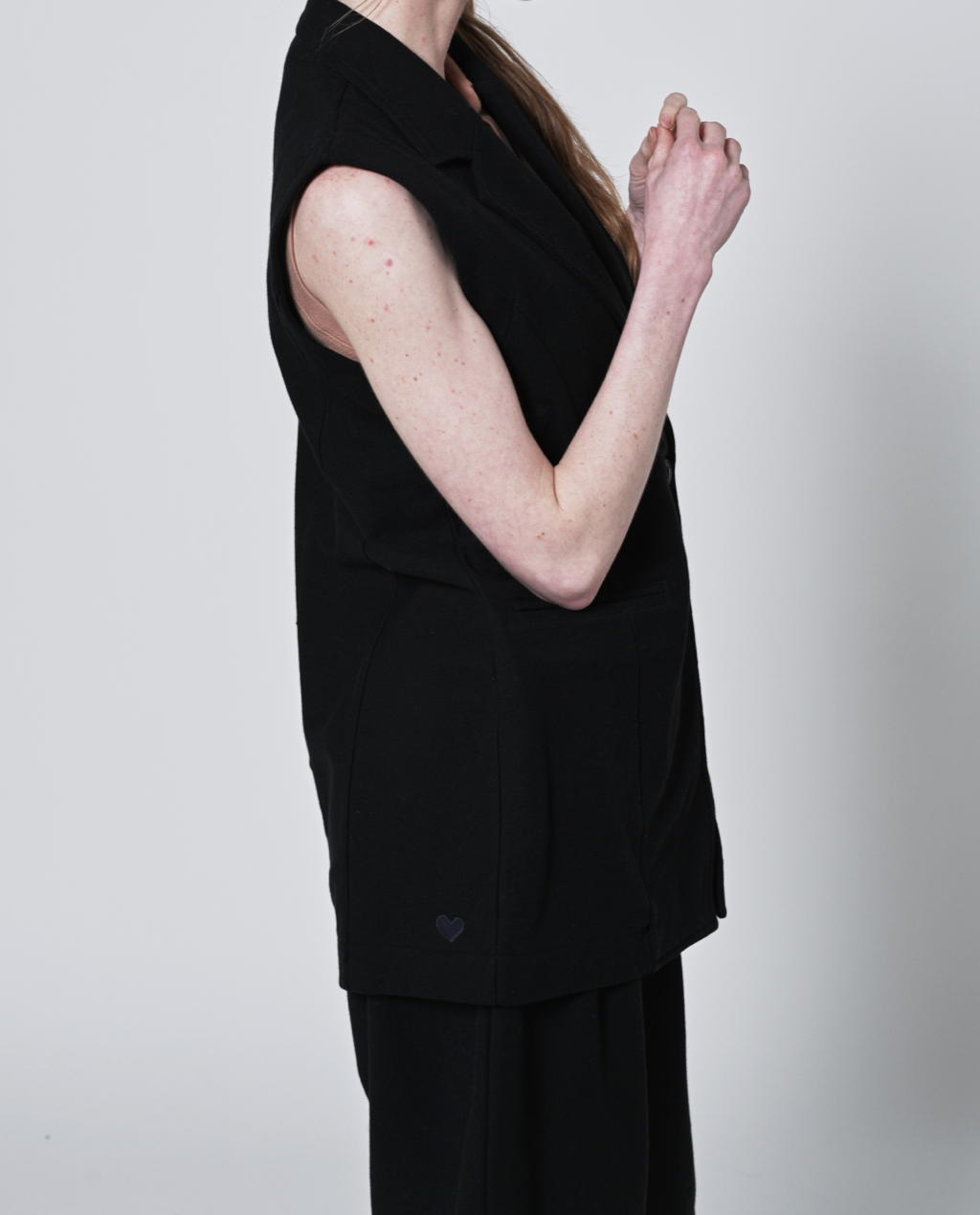 Brandie sleeveless Blazer