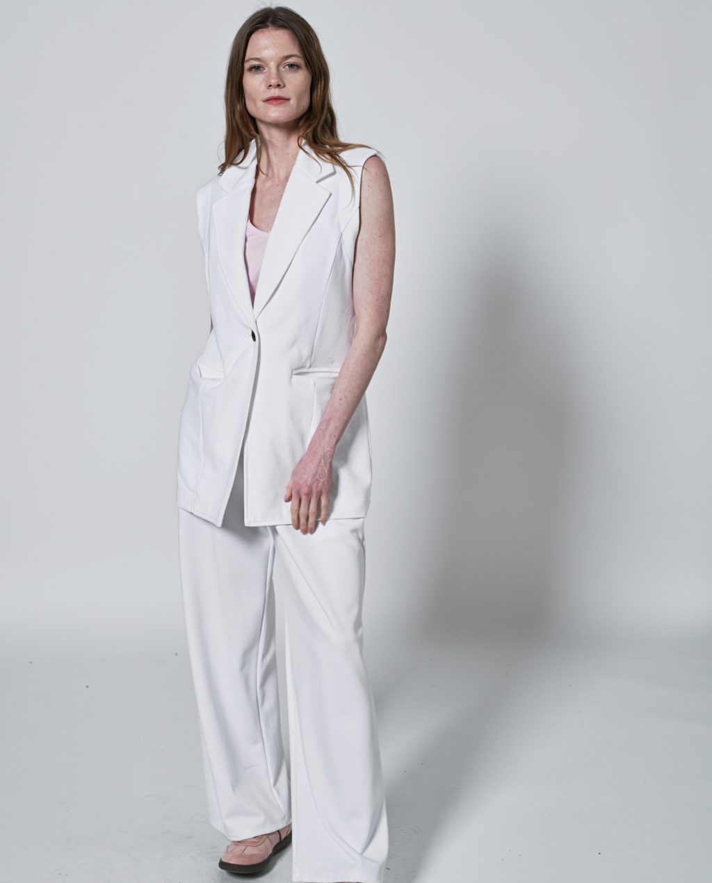 Brandie sleeveless Blazer