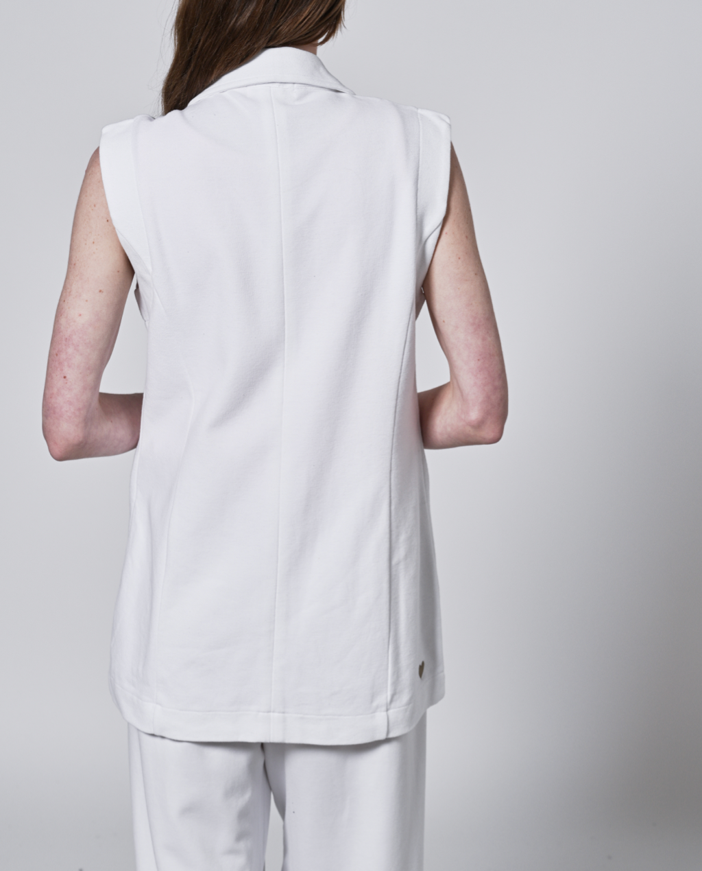 Brandie sleeveless Blazer