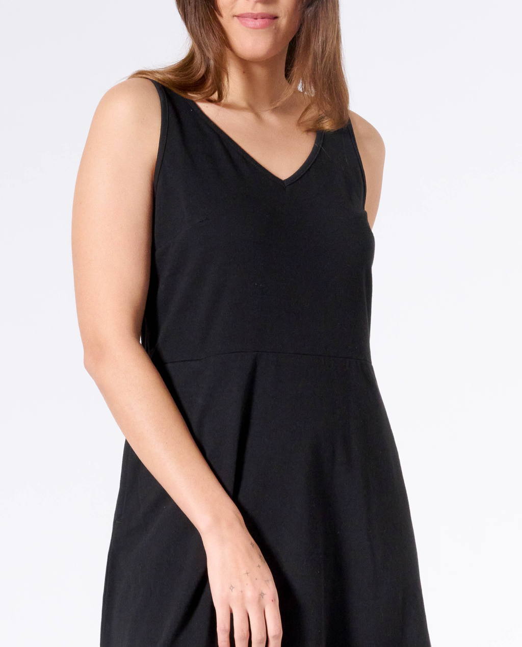 Joyce V-neck long dress