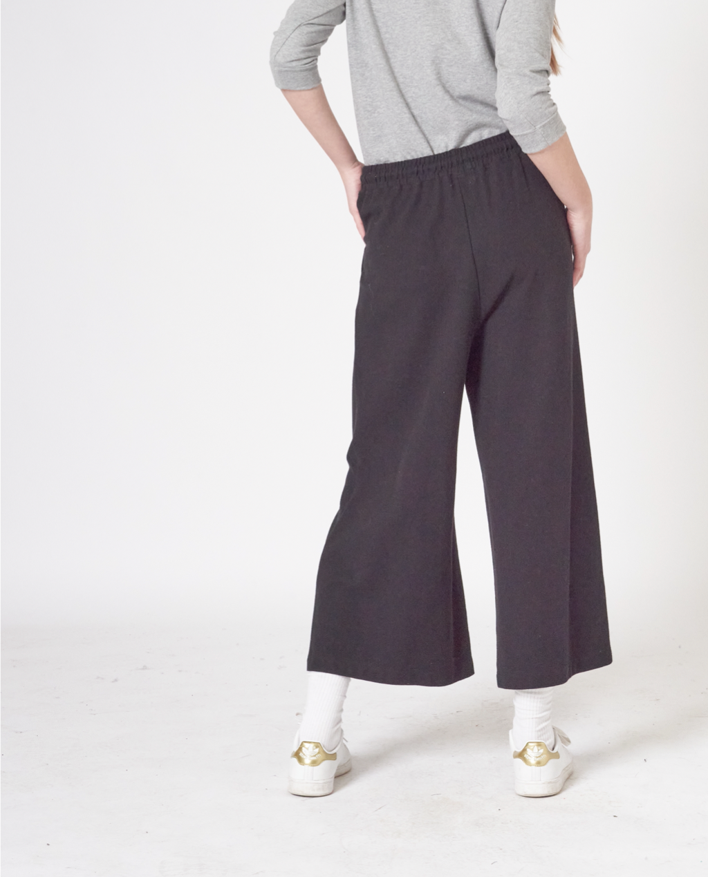 Kora Wide-Leg Cropped Pants