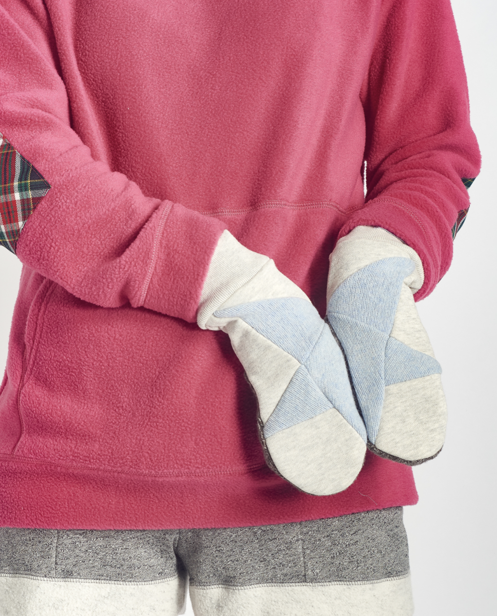 Skye Mitts in Eggshell Mix with Upcycled Wool